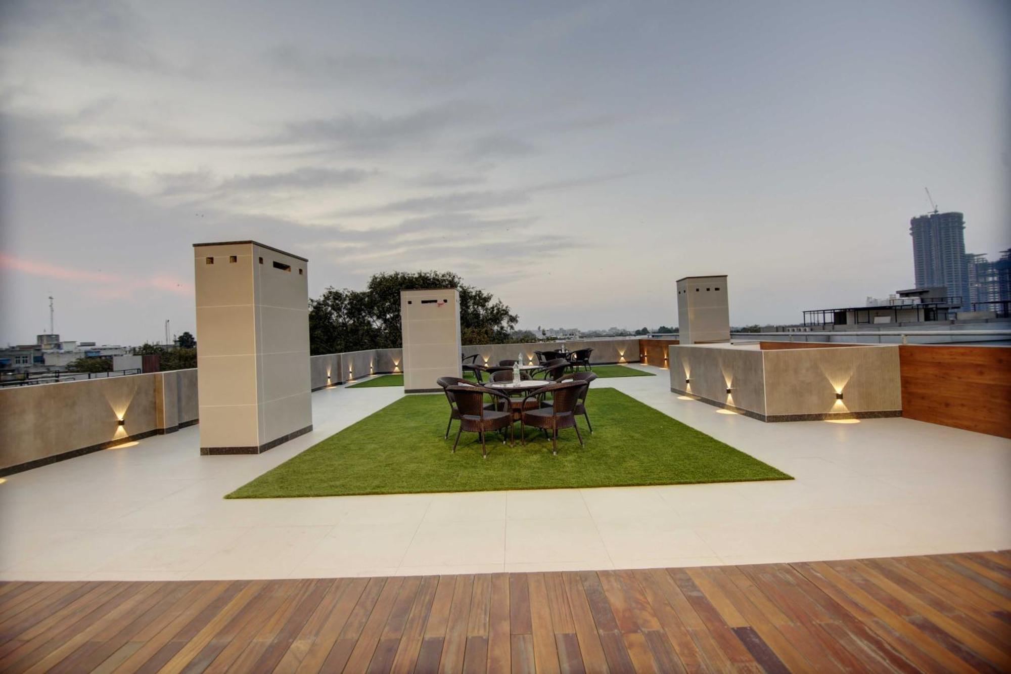 East Park Hotel Delhi (National Capital Territory of India)